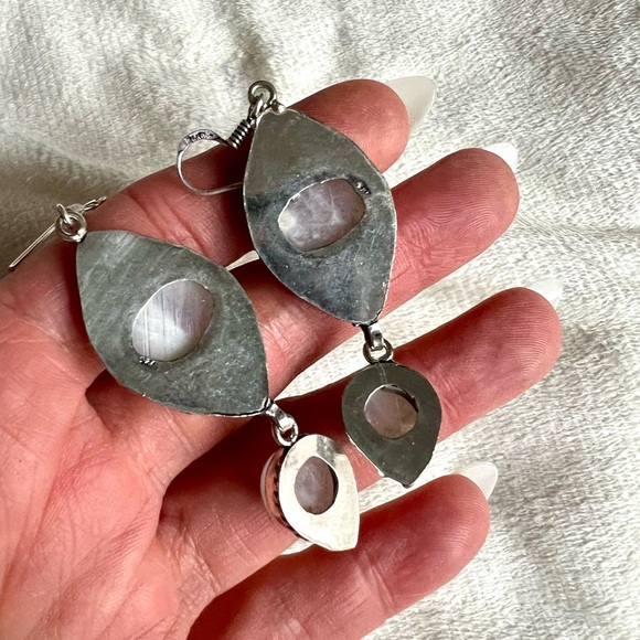 925 Gorgeous! Rainbow Moonstone Earrings - Picture 4 of 5